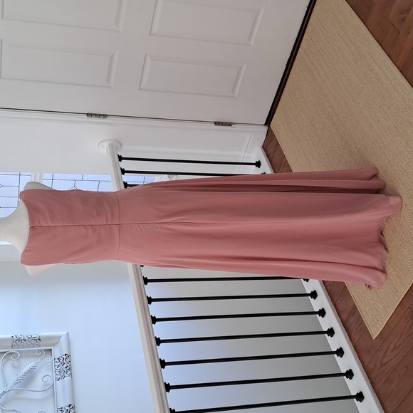 After Six V-Neck Chiffon Maxi Dress - Color: Desert Rose - Size: 6 - Picture 5 of 9
